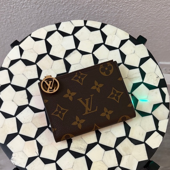 Louis Vuitton Handbags - Louis Vuitton Brown and Gold Monogram Wallet